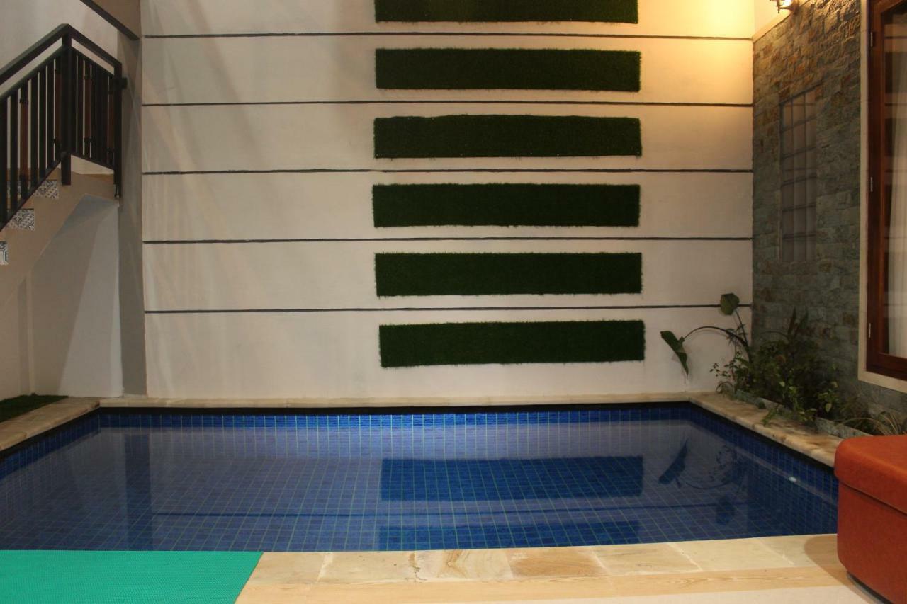 Family Villa Sanur ภายนอก รูปภาพ